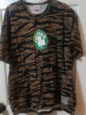 Mitchell & Ness Camouflage Collar Tee - Green & Brown
